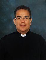 Padre Javier Virgen, nuevo Pastor de Our Lady of Lourdes, Magna
