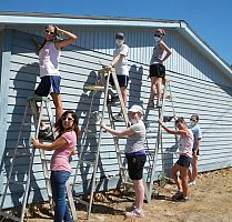 Summer service project engages youth group 