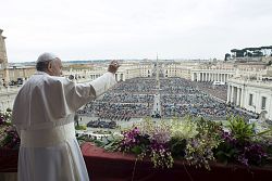 Humility is the key to understanding Easter, sharing its joy, pope says