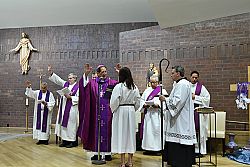 Cientos acuden al Retiro Diocesano de Cuaresma 'Cristo el Manantial de la Alegría'