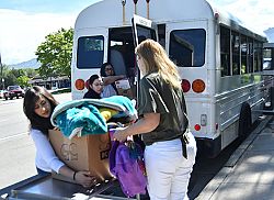 Bus from Holy Cross Ministries now helps migrants in Arizona