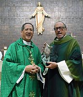 St. Vincent de Paul Parish presented with Catholics Can Award for inclusive atmosphere
