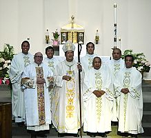 Filipinos en Utah celebran 500 años de Cristiandad
