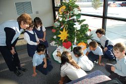 Students learn about tradition of Jesse Tree