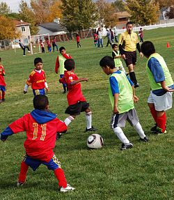Torneos de fútbol soccer integran a las familias católicas 