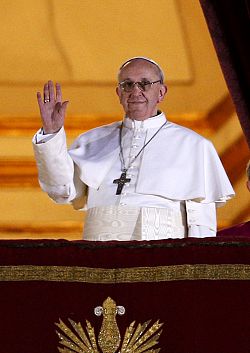 Argentine Cardinal Bergoglio elected pope, takes name Francis 