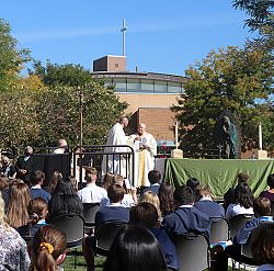 Parishes donate to help replace vandalized statue at St. Therese of the Child Jesus Catholic Church in Midvale